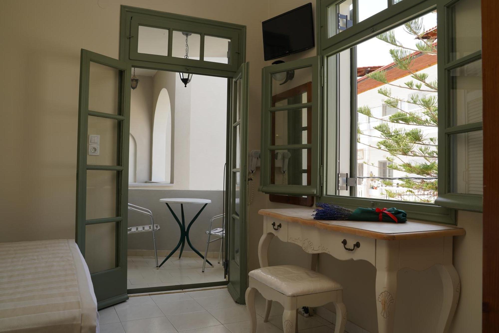 Kores Aegina Αγία Μαρίνα Εξωτερικό φωτογραφία